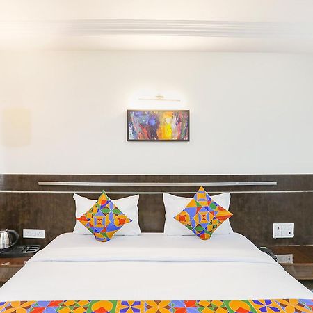 Fabhotel Shirdi Park Inn Экстерьер фото