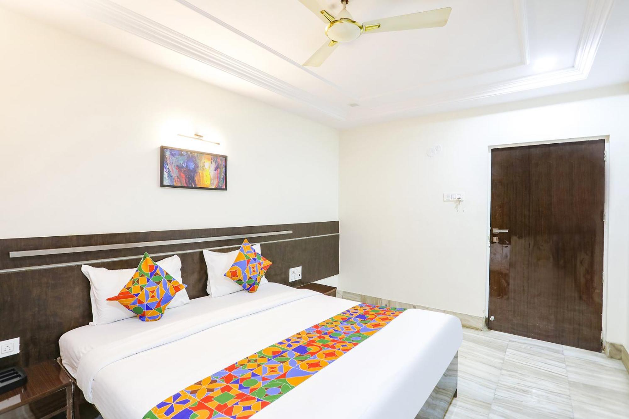 Fabhotel Shirdi Park Inn Экстерьер фото