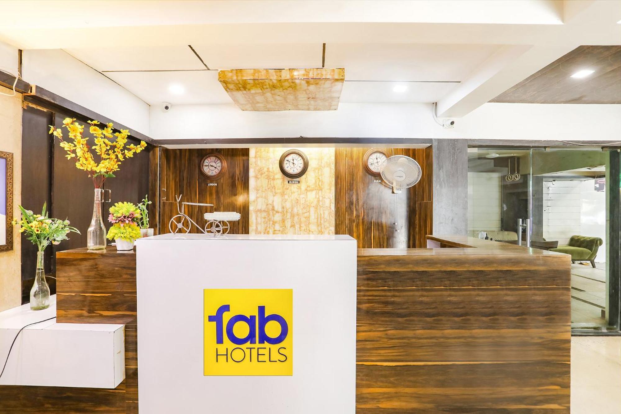 Fabhotel Shirdi Park Inn Экстерьер фото